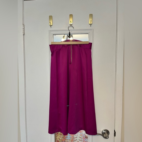 H&M Satin Skirt - Picture 3 of 3